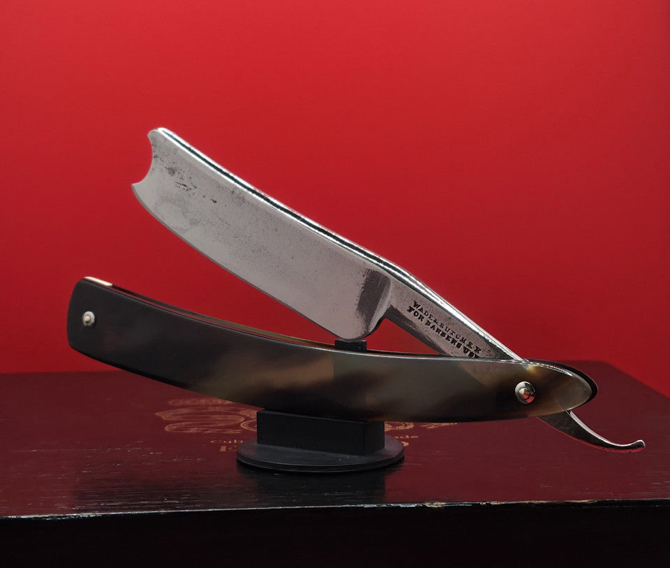 Vintage/Antique 15/16 Wade & Butcher Razor. For Barbers Use. Shave ready.