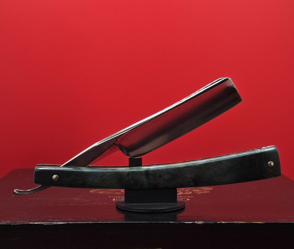 Vintage/Antique 3/4+ Wade & Butcher, Sheffield Straight Razor. Shave ready.