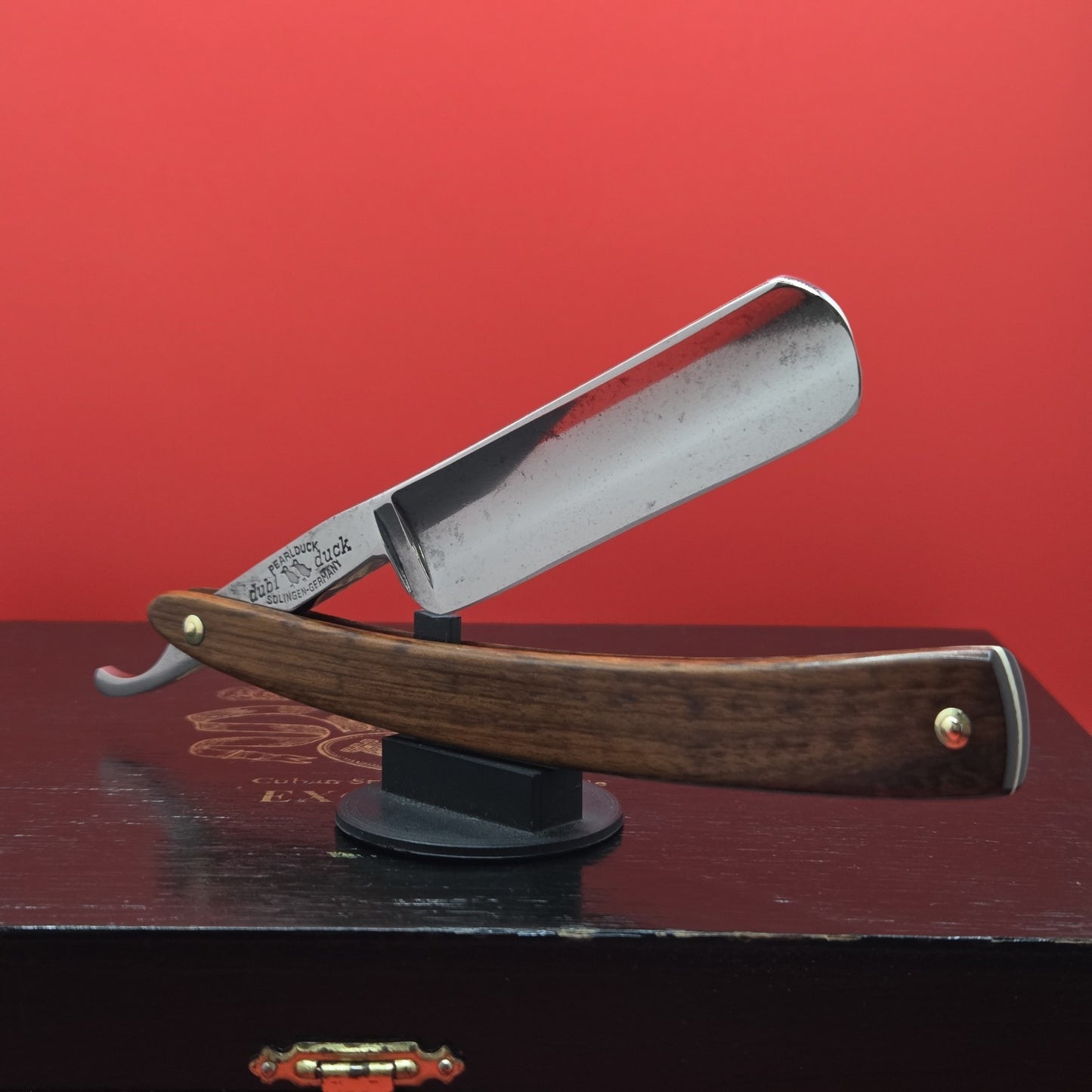 13/16 Dubi Duck Golden Edge, Solingen Straight Razor. Restored