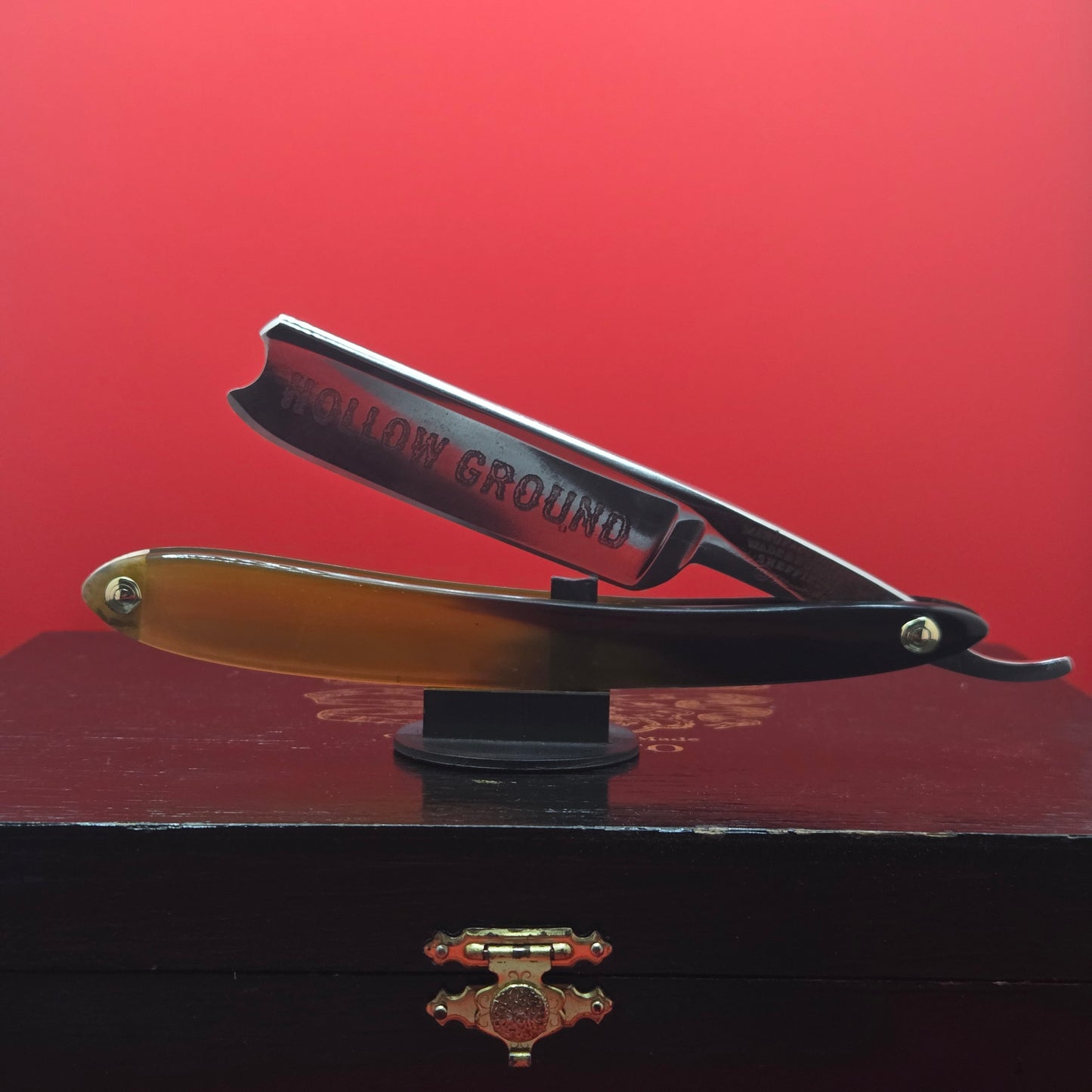 13/16+ Wade & Butcher, Sheffield Straight Razor. Shave ready.