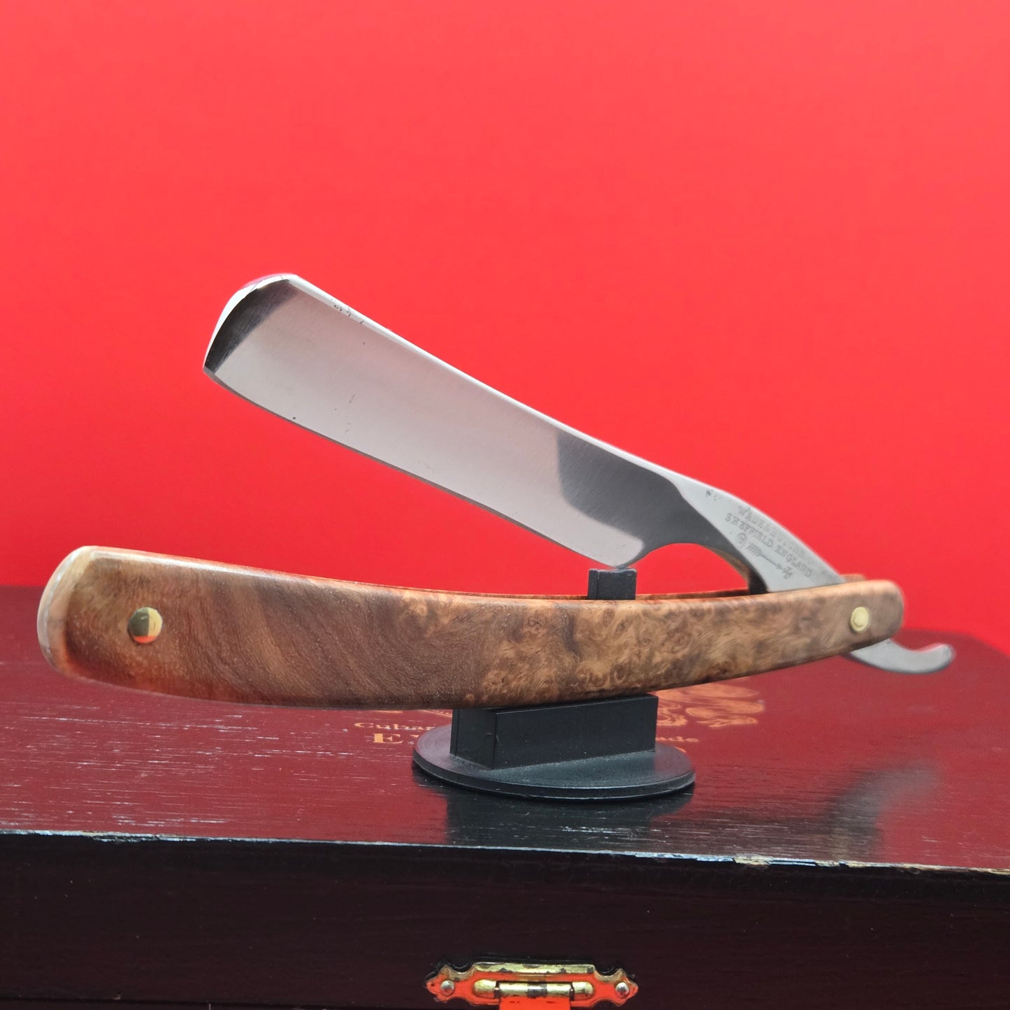 Vintage/Antique 9/16 Wade & Butcher, Sheffield Straight Razor. Shave ready.