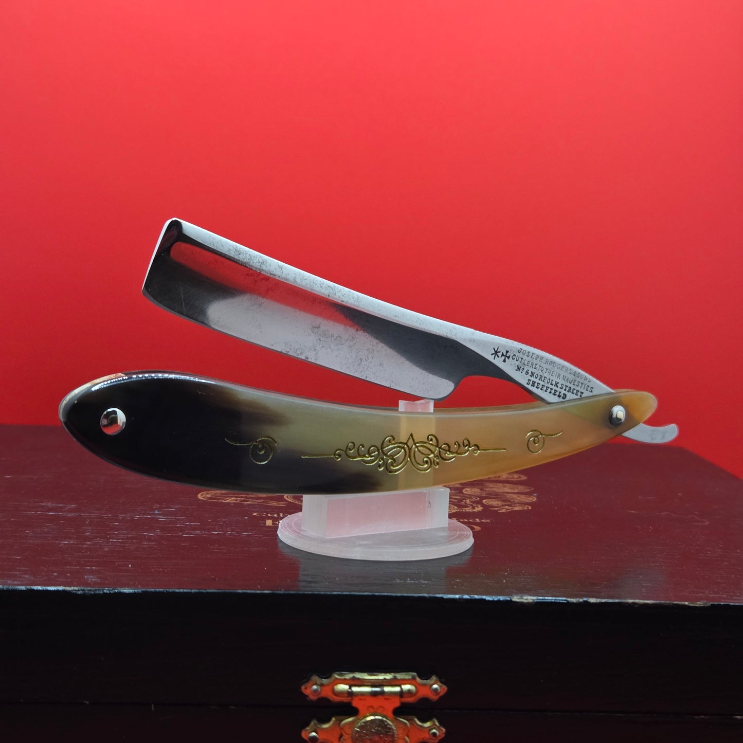 11/16 Joseph Rodgers & Sons, Sheffield Razor. Shave ready.