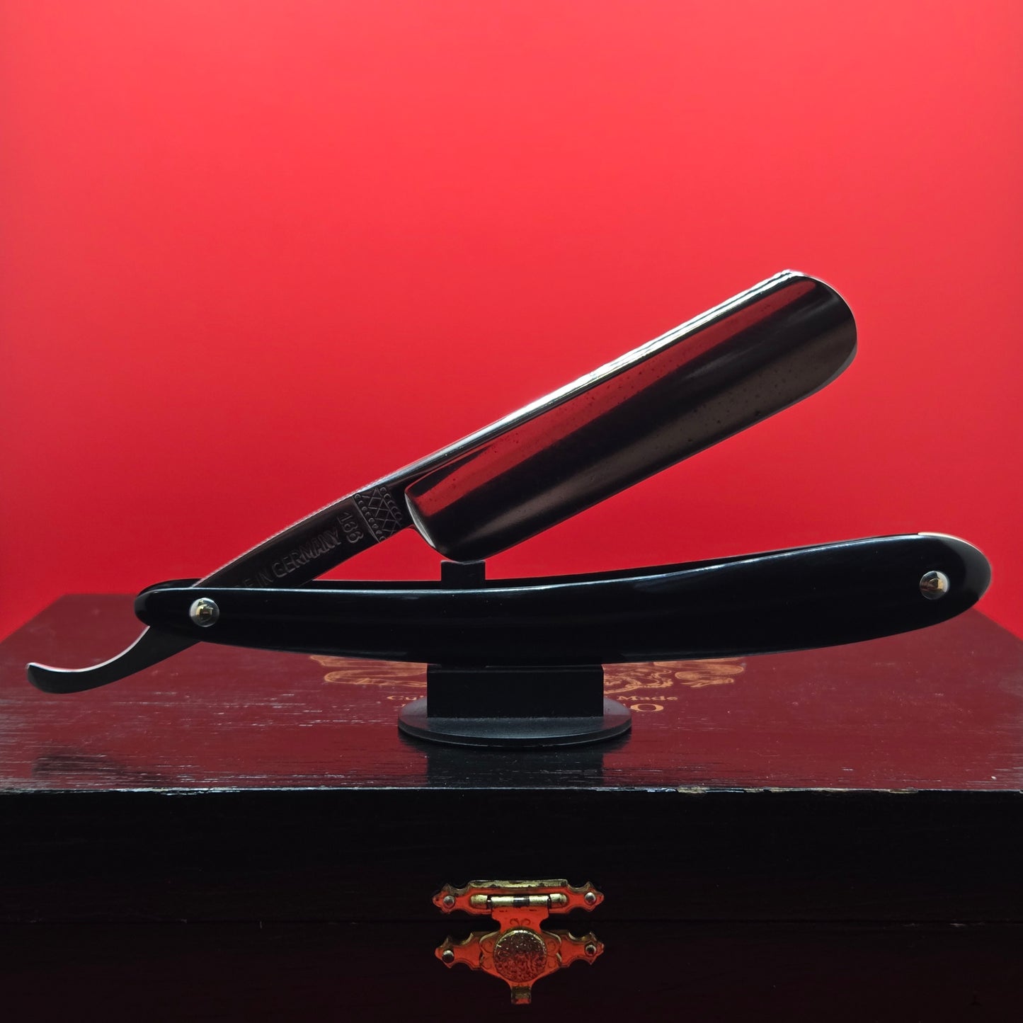 13/16+ Tru Blu, Solingen Razor. Shave ready.