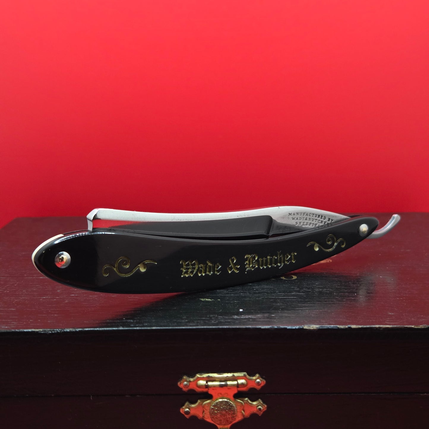 13/16 Wade & Butcher, Sheffield Straight Razor. Shave ready.