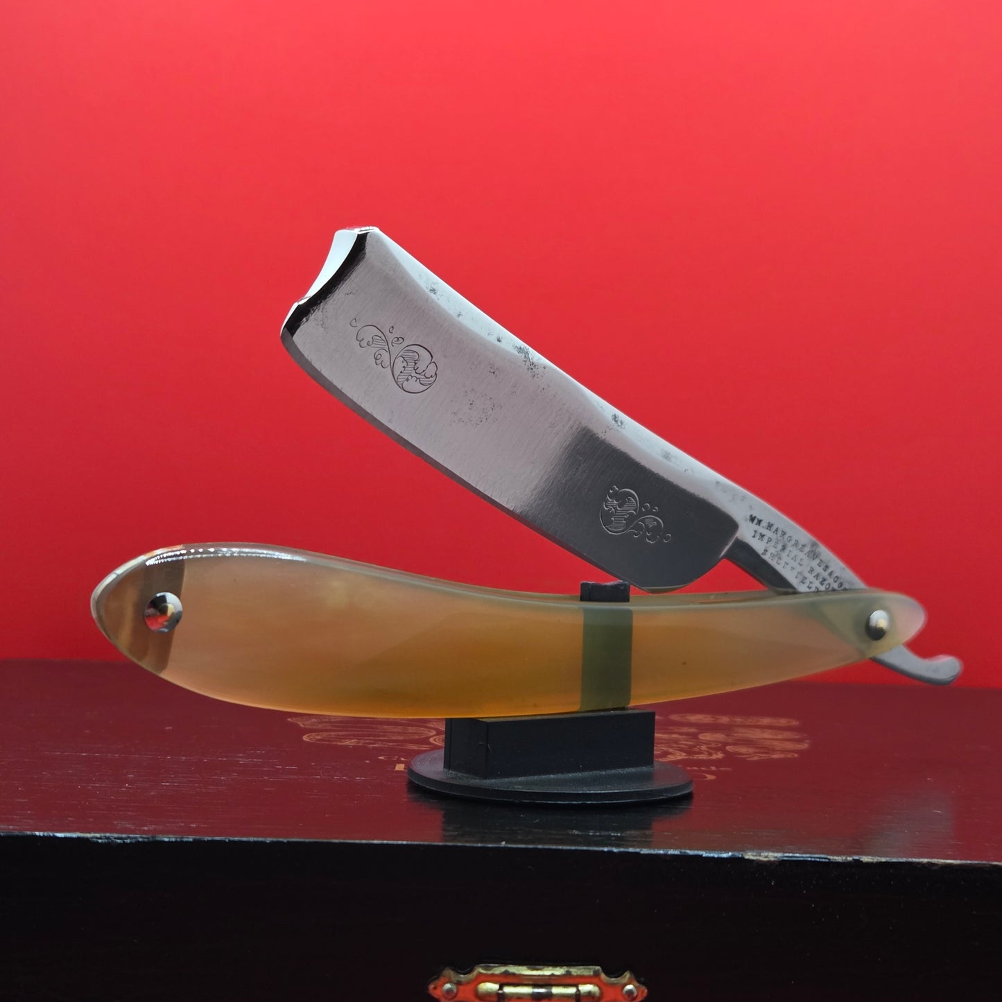 7/8 Wm Hargreaves & Co. Imperial Razor. Engraving. Shave ready