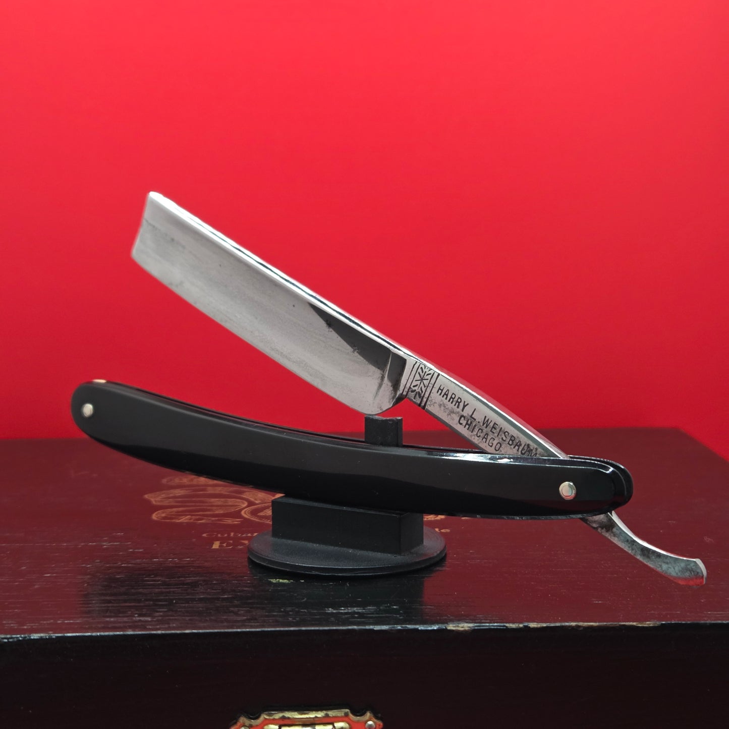 11/16 Harry L Weisbaum. Chicago Razor. Restored. Shave Ready
