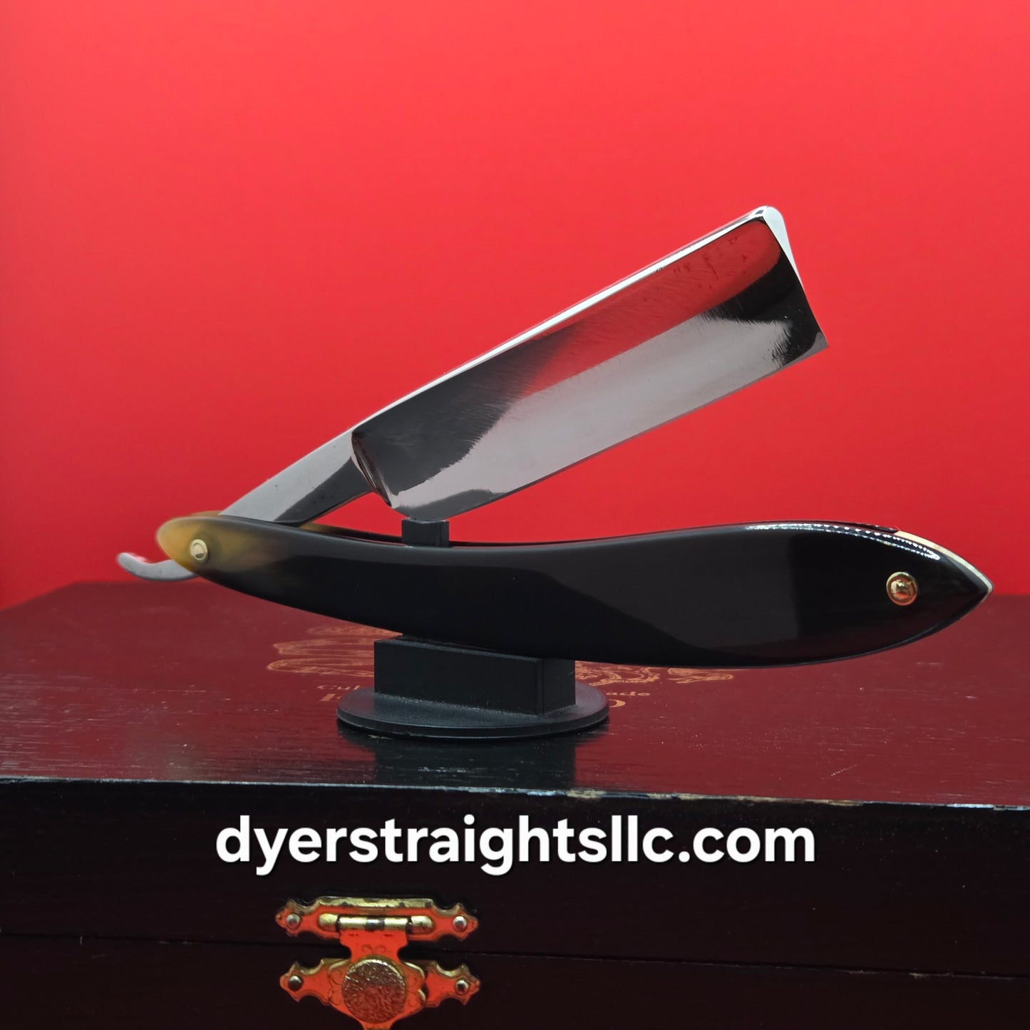 Vintage/Antique 13/16 Wade & Butcher, Sheffield Straight Razor. Shave ready.
