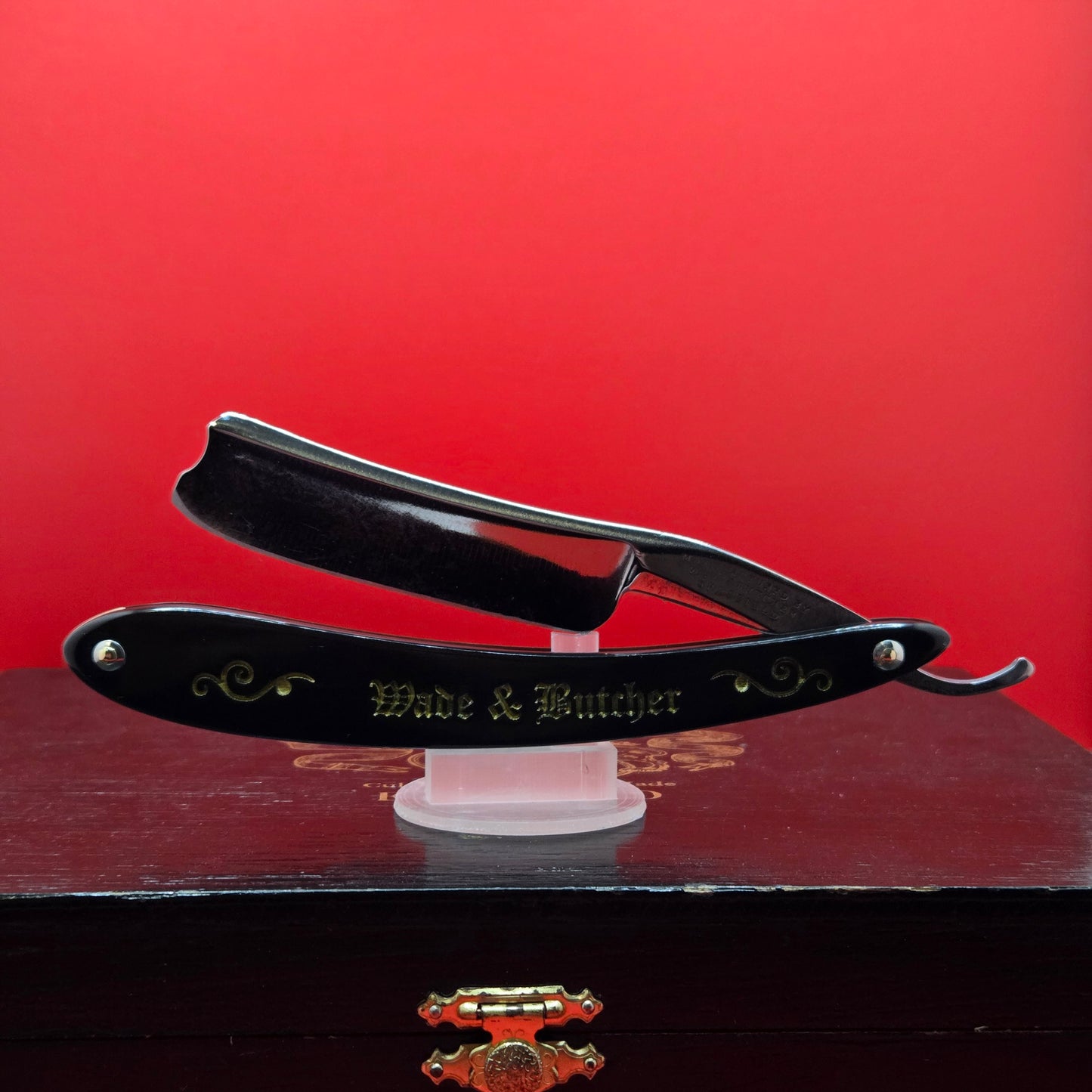 13/16 Wade & Butcher, Sheffield Straight Razor. Shave ready.