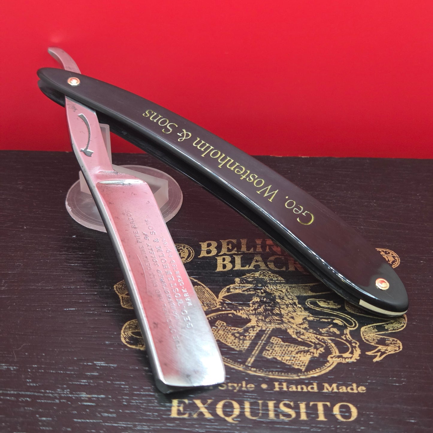 13/16 George Wostenholm, Pipe, Sheffield Razor. Shave ready.