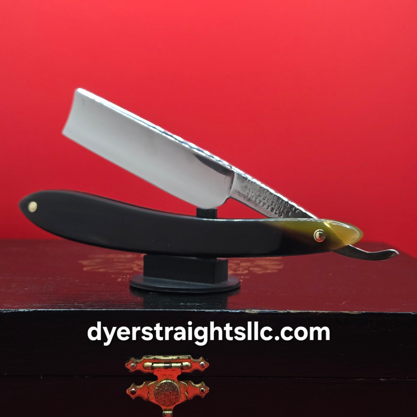 Vintage/Antique 13/16 Wade & Butcher, Sheffield Straight Razor. Shave ready.