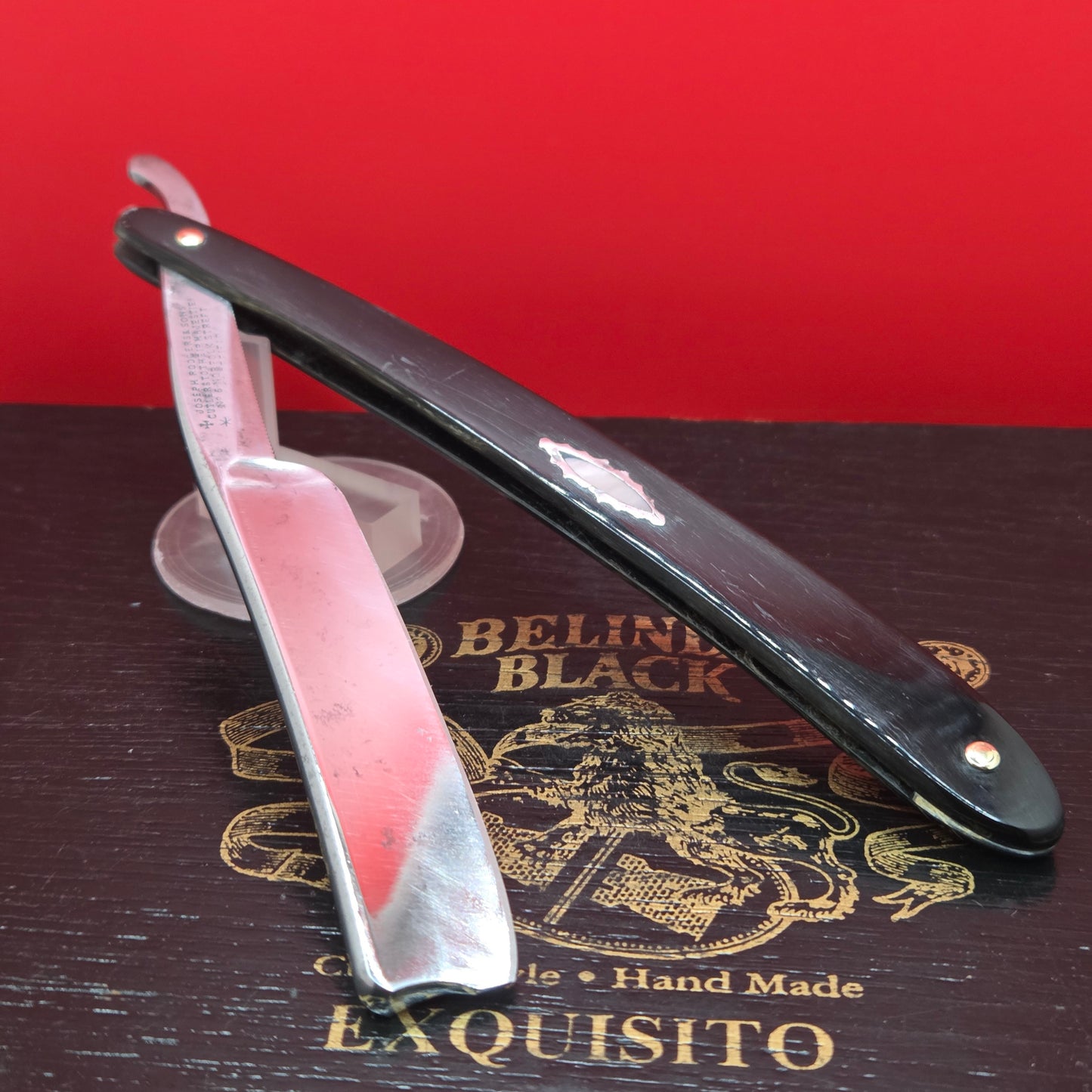 11/16 Joseph Rodgers & Sons, Sheffield Razor. Shave ready.