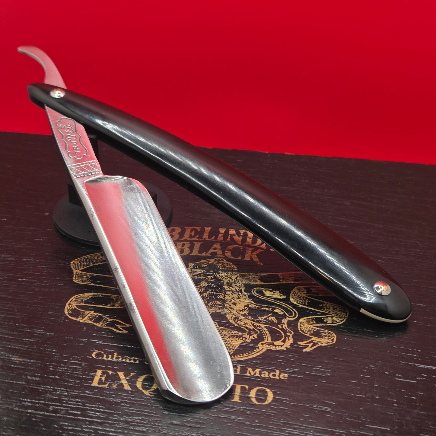 13/16+ Tru Blu, Solingen Razor. Shave ready.