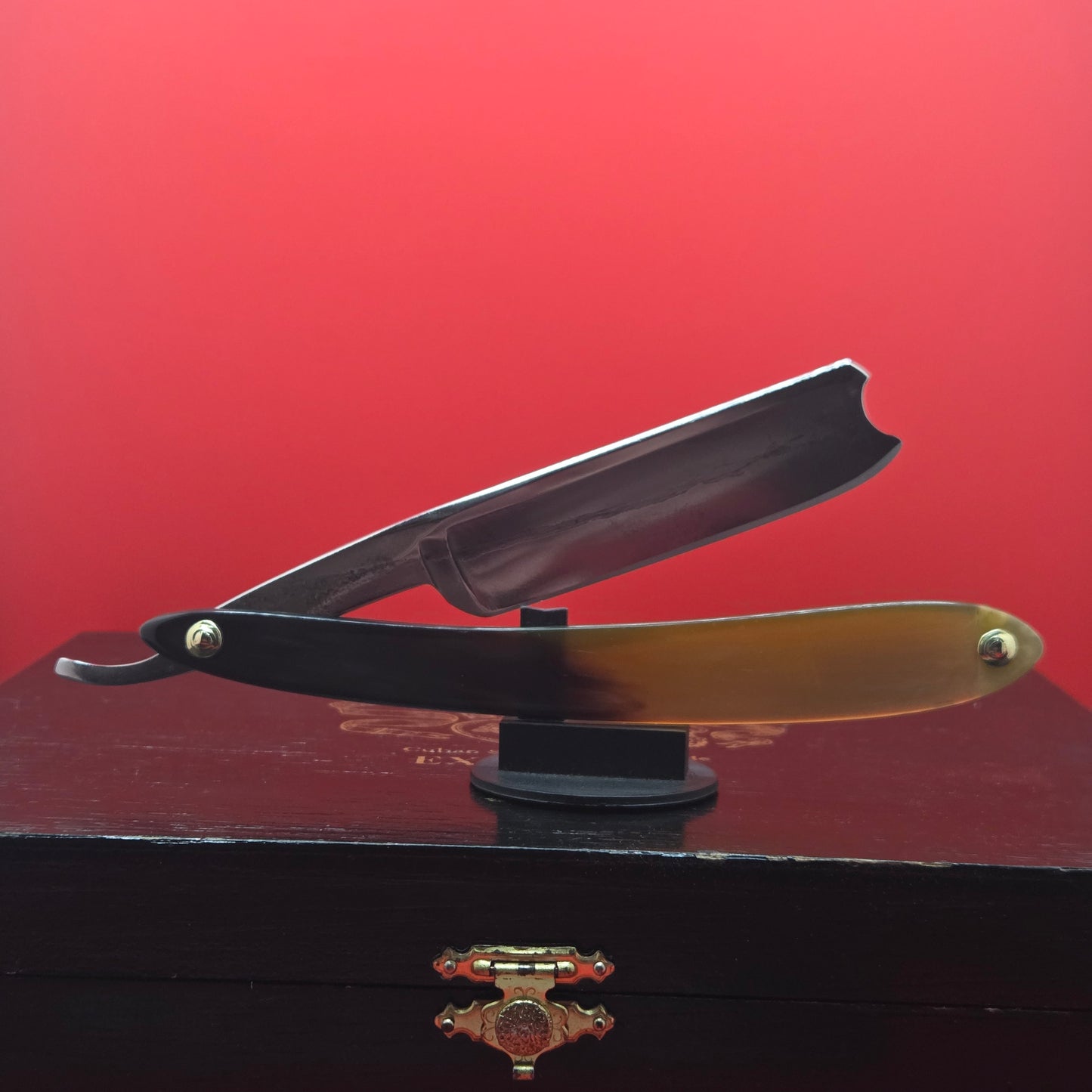 13/16+ Wade & Butcher, Sheffield Straight Razor. Shave ready.