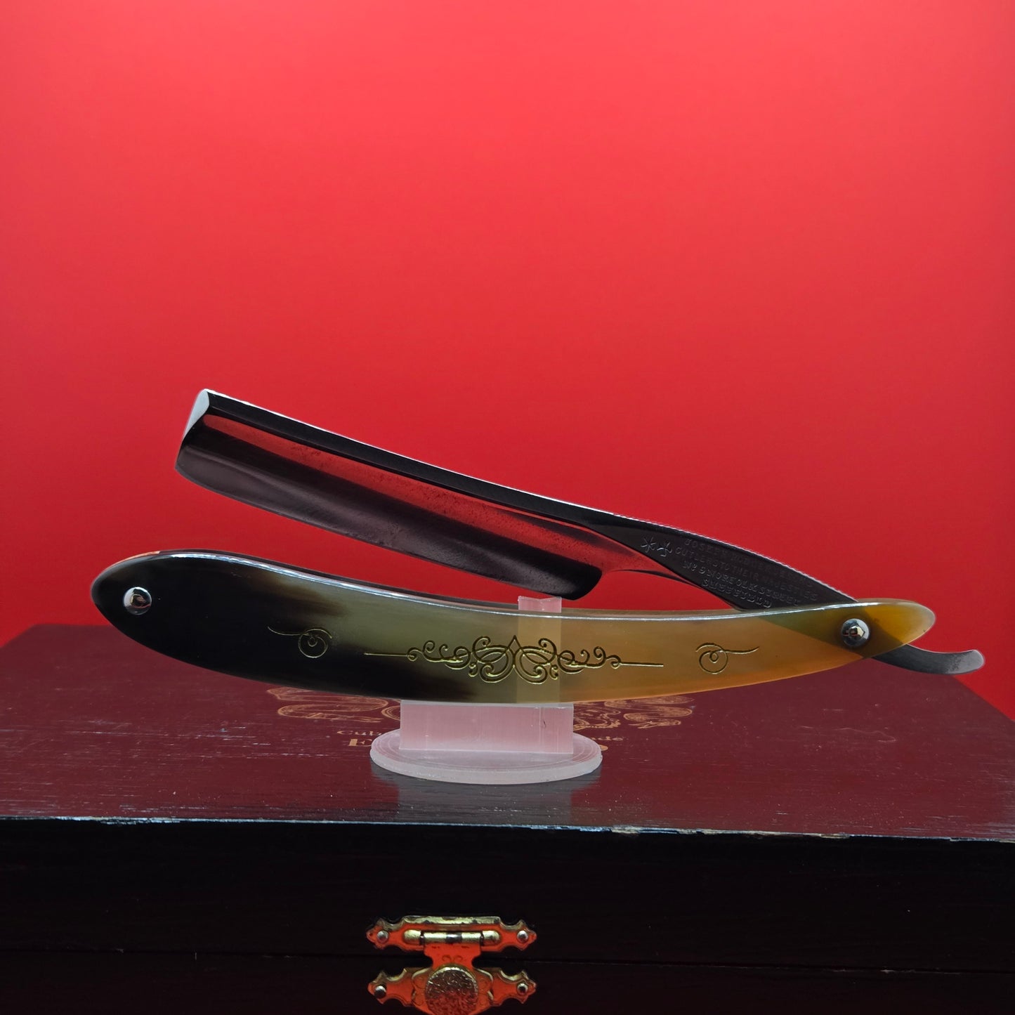 11/16 Joseph Rodgers & Sons, Sheffield Razor. Shave ready.