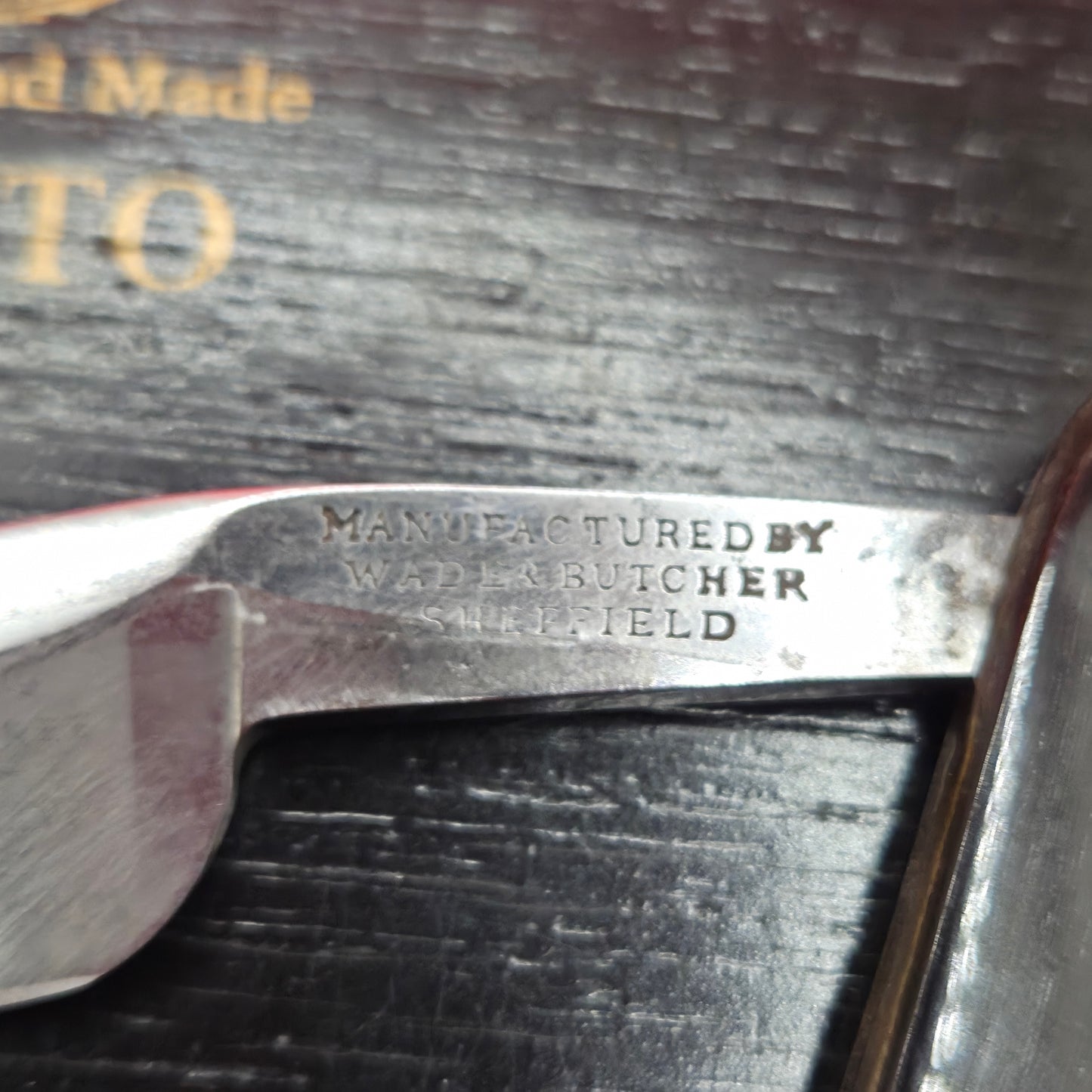 7/8+ Wade & Butcher, Sheffield Razor W/ Etching. Shave ready.
