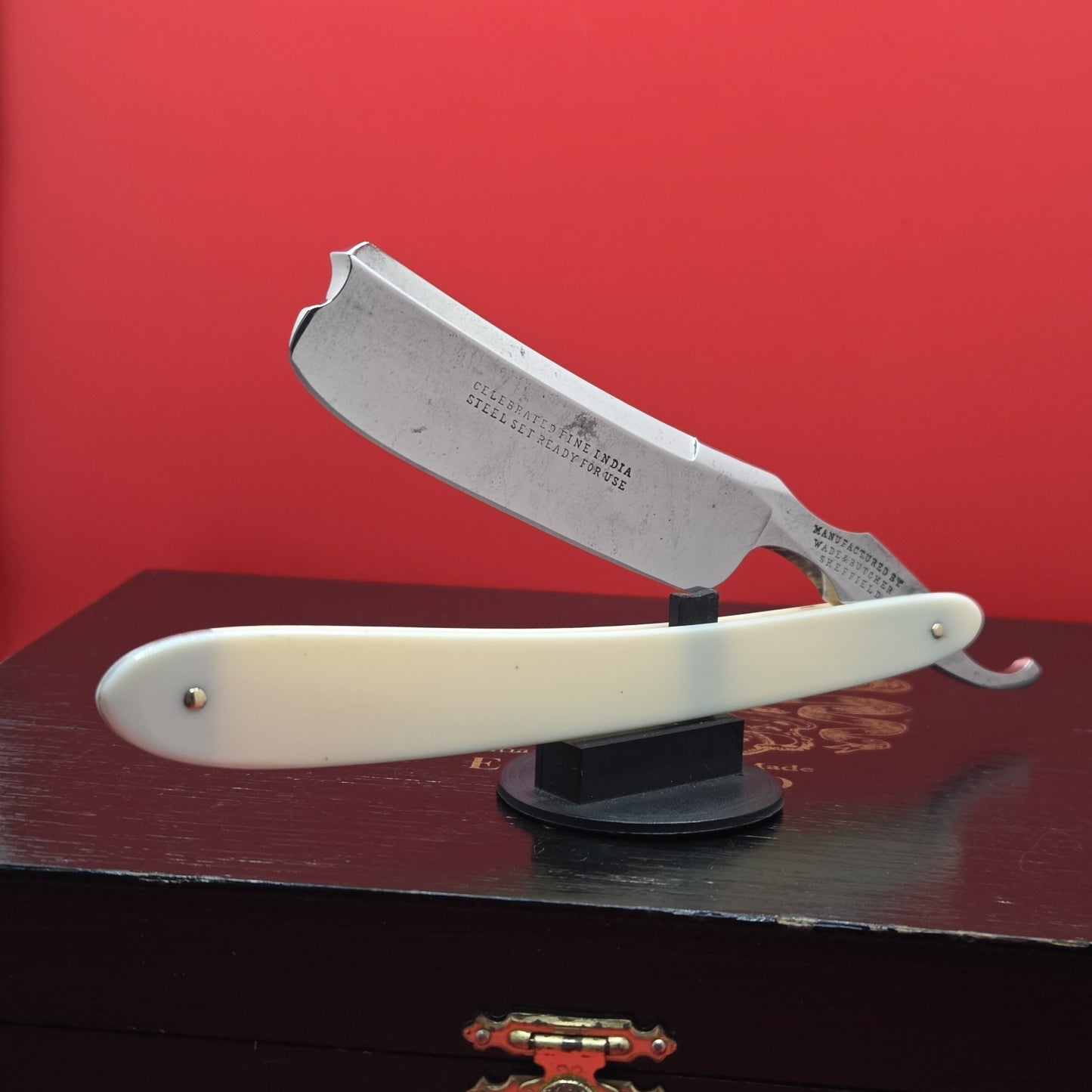 Vintage/Antique Rare 7/8 Wade & Butcher, Sheffield Straight Razor. Shave ready.