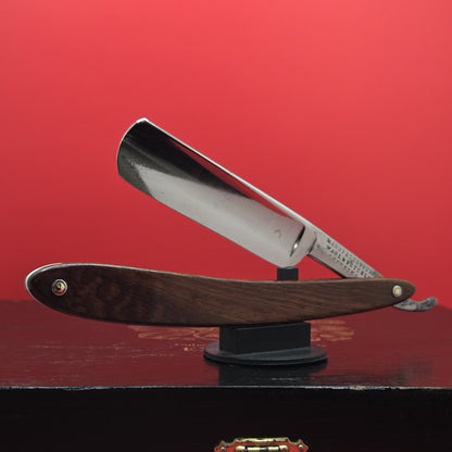 Vintage/Antique 13/16+  Wade & Butcher, Sheffield Straight Razor. Shave ready.