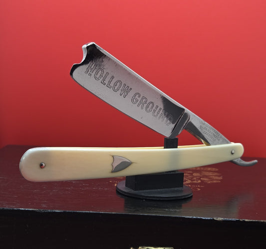 Vintage/Antique 13/16 Wade & Butcher, Sheffield Straight Razor. Shave ready.