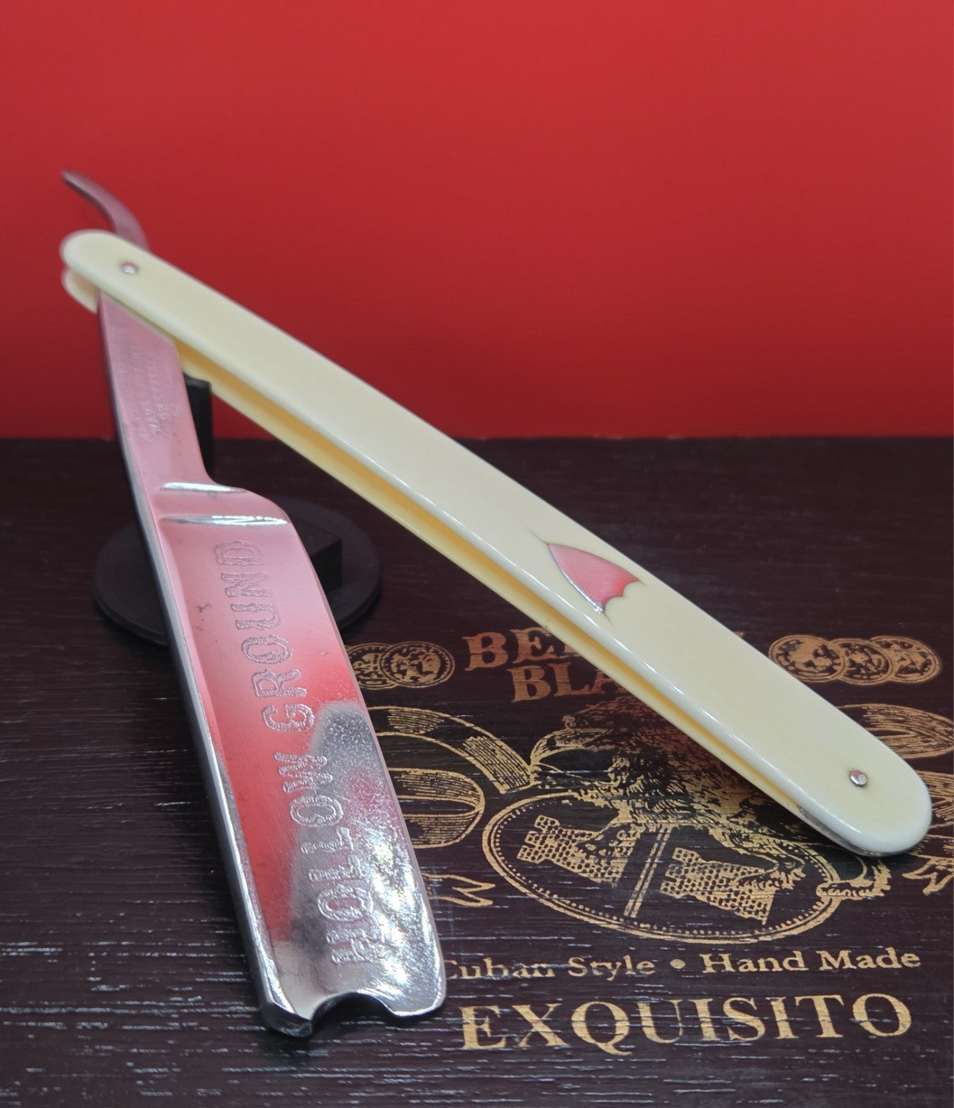 Vintage/Antique 13/16 Wade & Butcher, Sheffield Straight Razor. Shave ready.