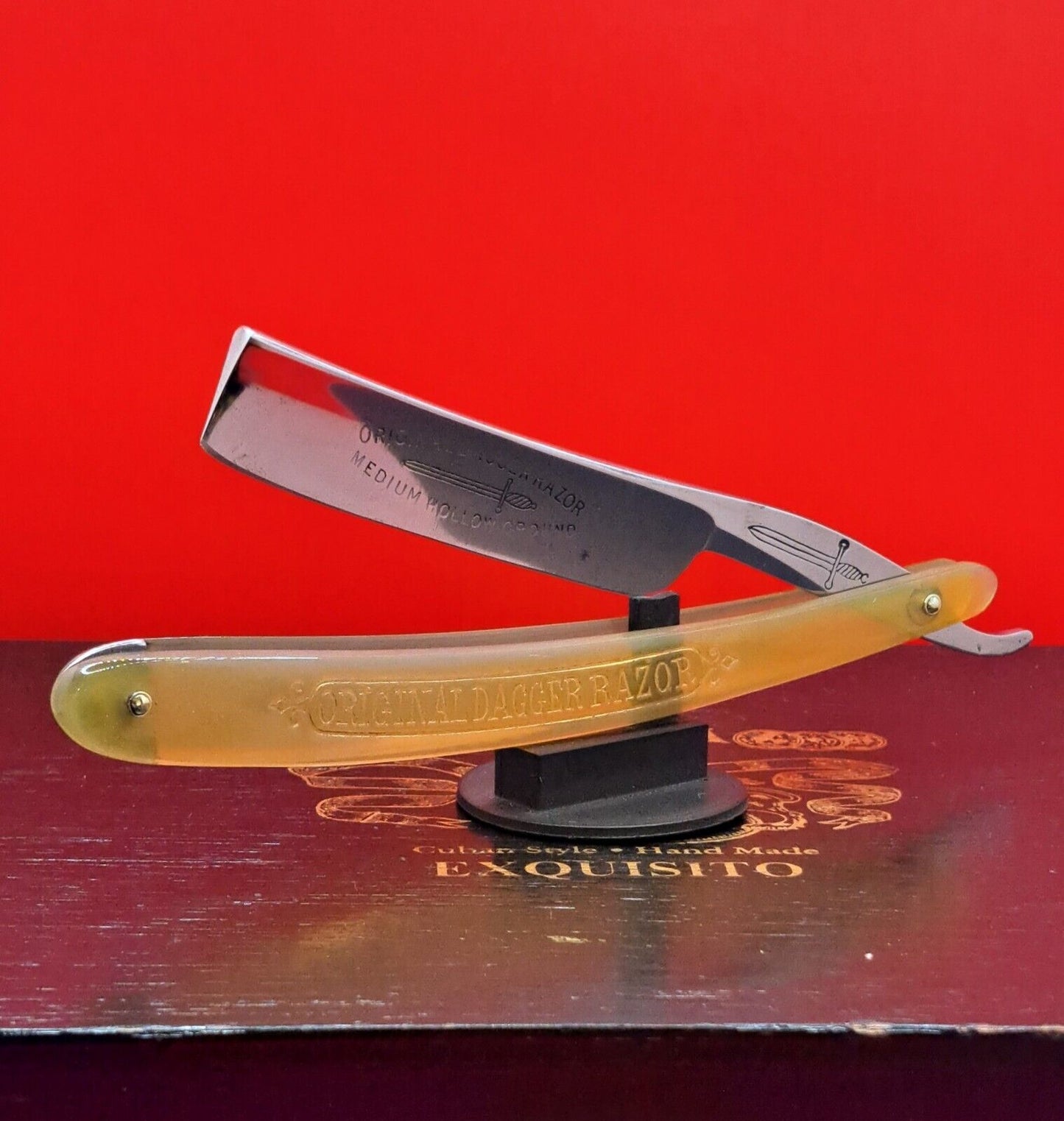 11/16 Joseph Allen & Sons, Non XLL, Dagger Razor. Shave ready.
