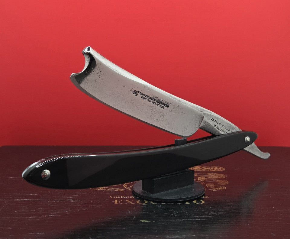 7/8 James-Wilks-June. Crown WR. Silver Steel Straight Razor.