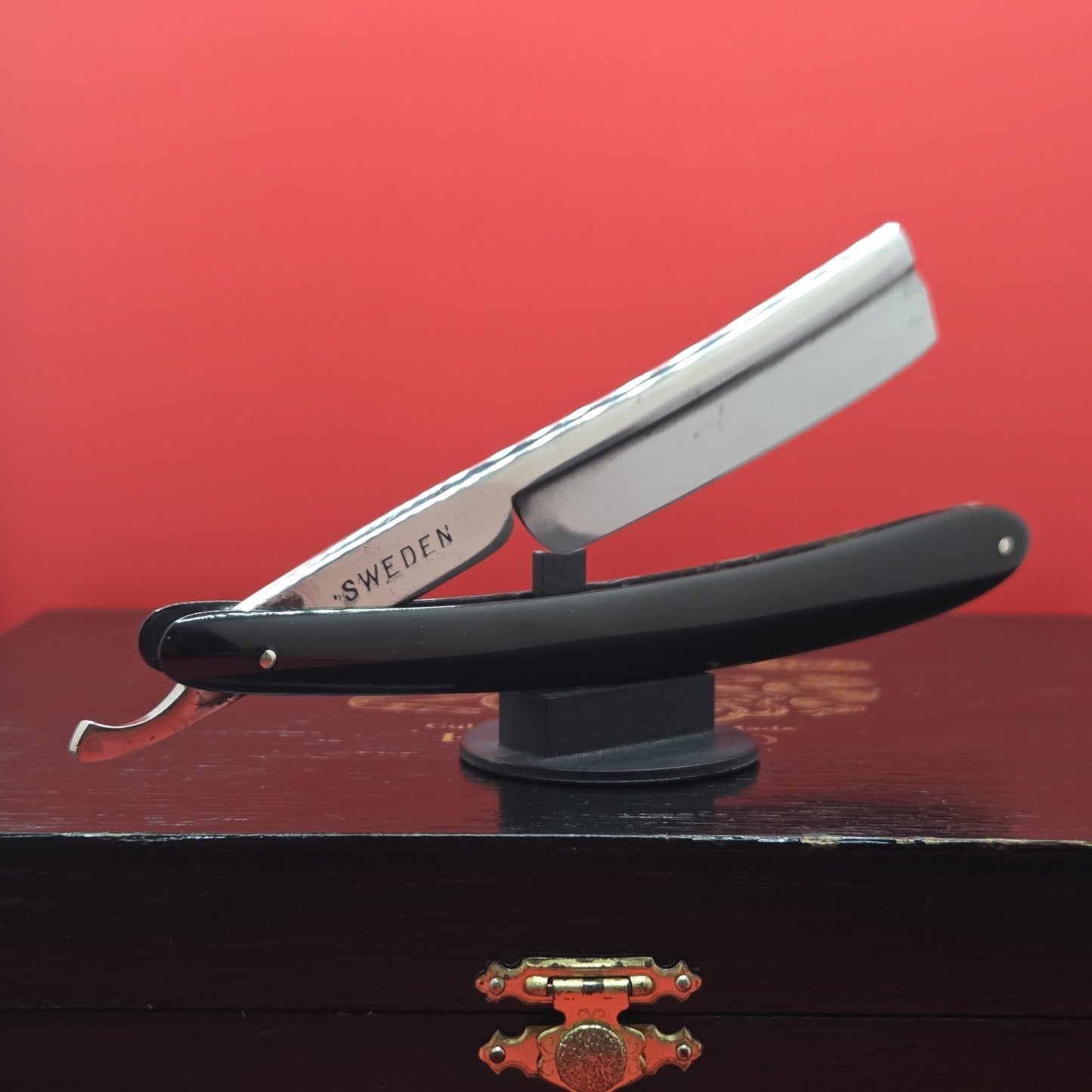13/16+ JOH ENGSTROM, Eskilstuna Straight Razor. Shave ready.