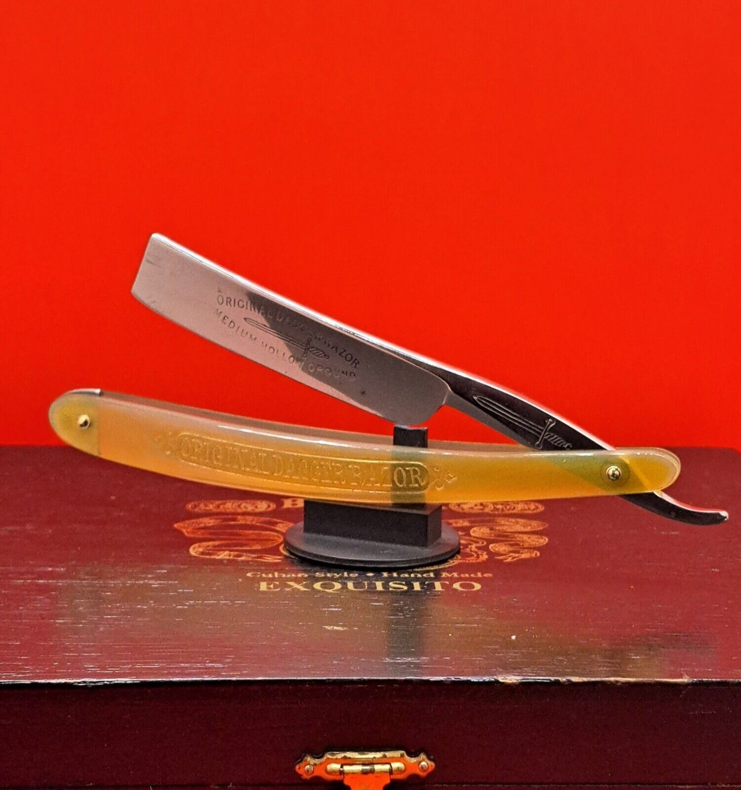 11/16 Joseph Allen & Sons, Non XLL, Dagger Razor. Shave ready.