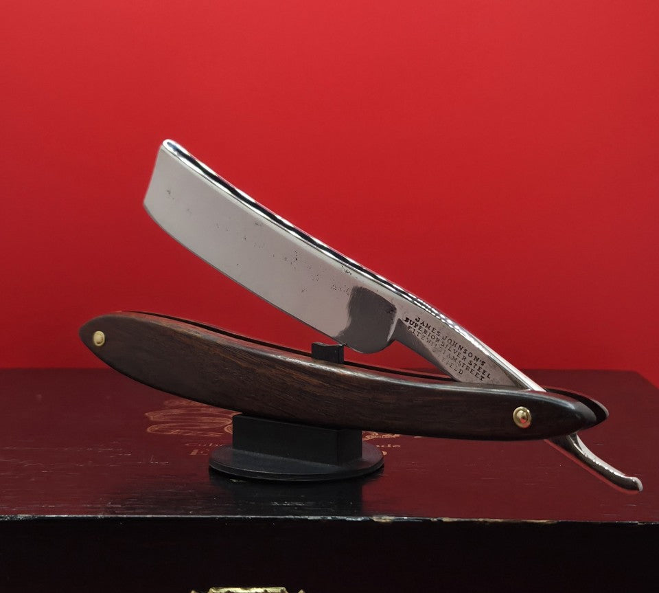 7/8 James Johnson, Sheffield Straight Razor. Shave ready.