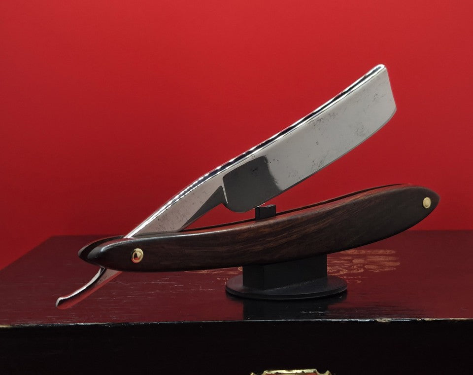 7/8 James Johnson, Sheffield Straight Razor. Shave ready.
