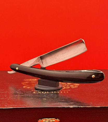 Vintage/Antique 3/4 Wade & Butcher. Sheffield Razor. Hollow. Shave ready.