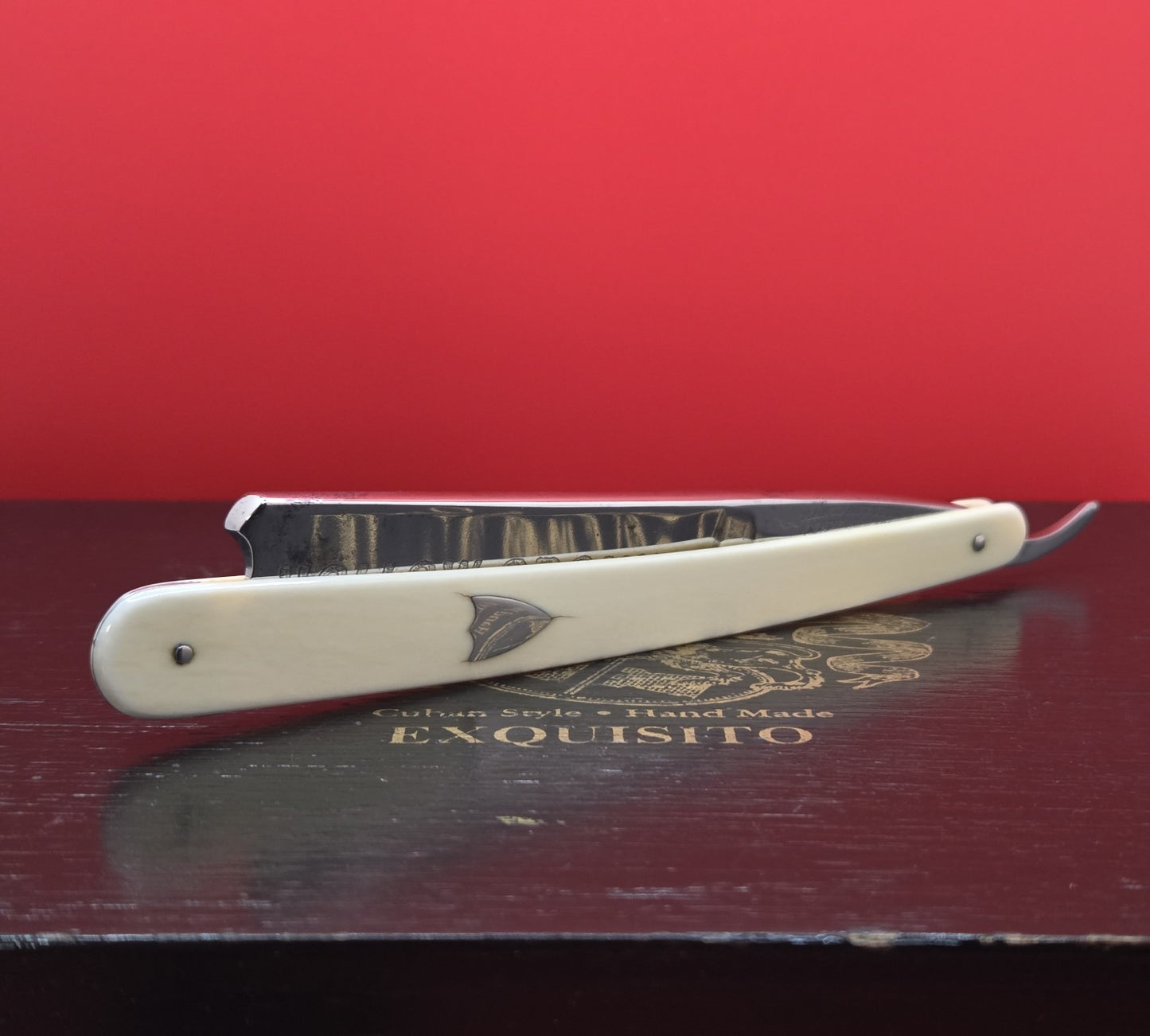 Vintage/Antique 13/16 Wade & Butcher, Sheffield Straight Razor. Shave ready.