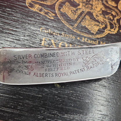 15/16 M.J. Higgins, Sheffield Razor. Acid Etching. Shave ready.