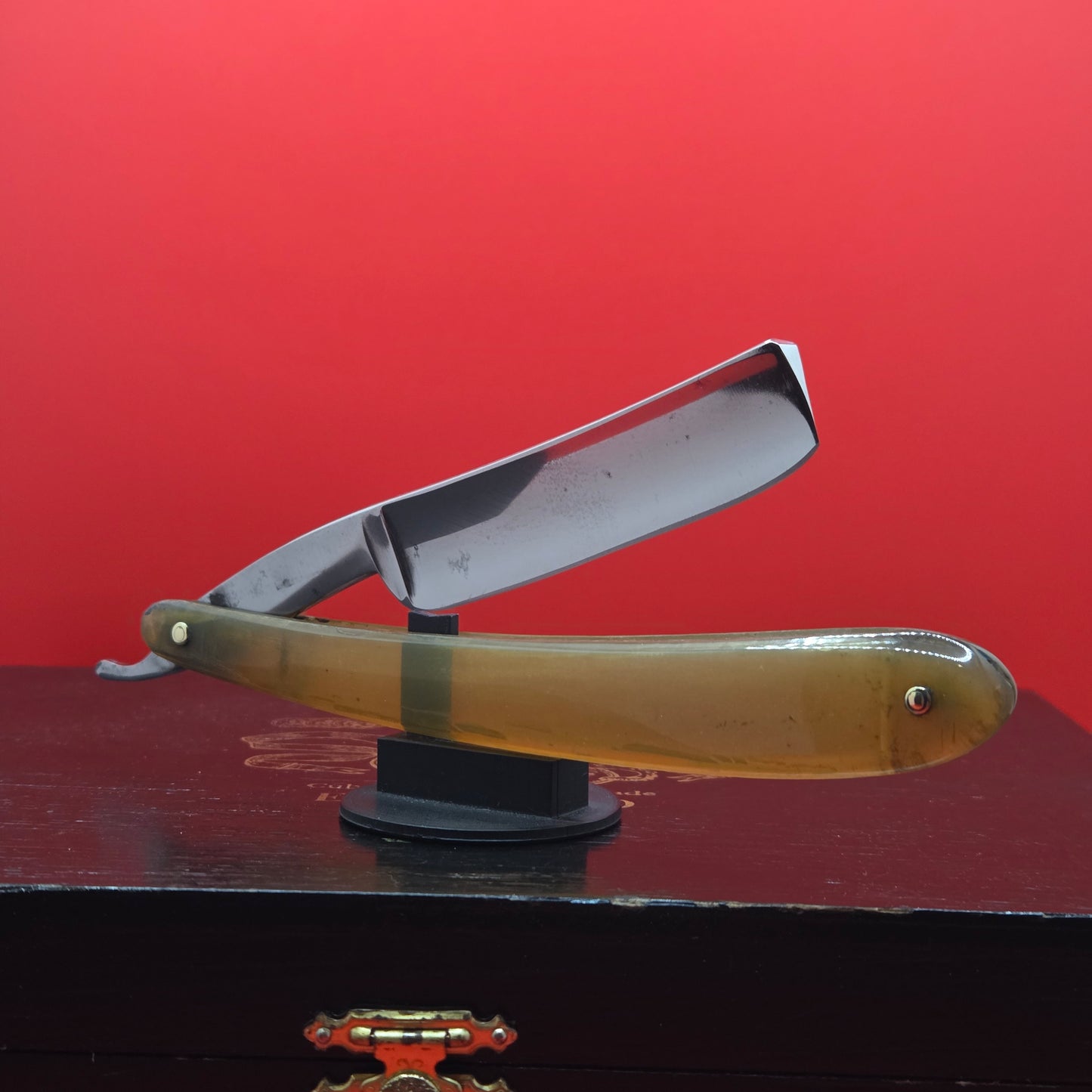 3/4 Joseph Smith & Sons, Celebrated Razor. Shave ready.
