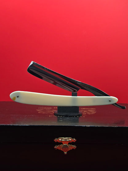 Vintage/Antique Gentlemans Set Of 11/16 Joseph Rodgers & Sons, Sheffield Razors.