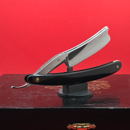 Vintage/Antique 13/16 Wade & Butcher. Sheffield Razor. Hollow. Original.