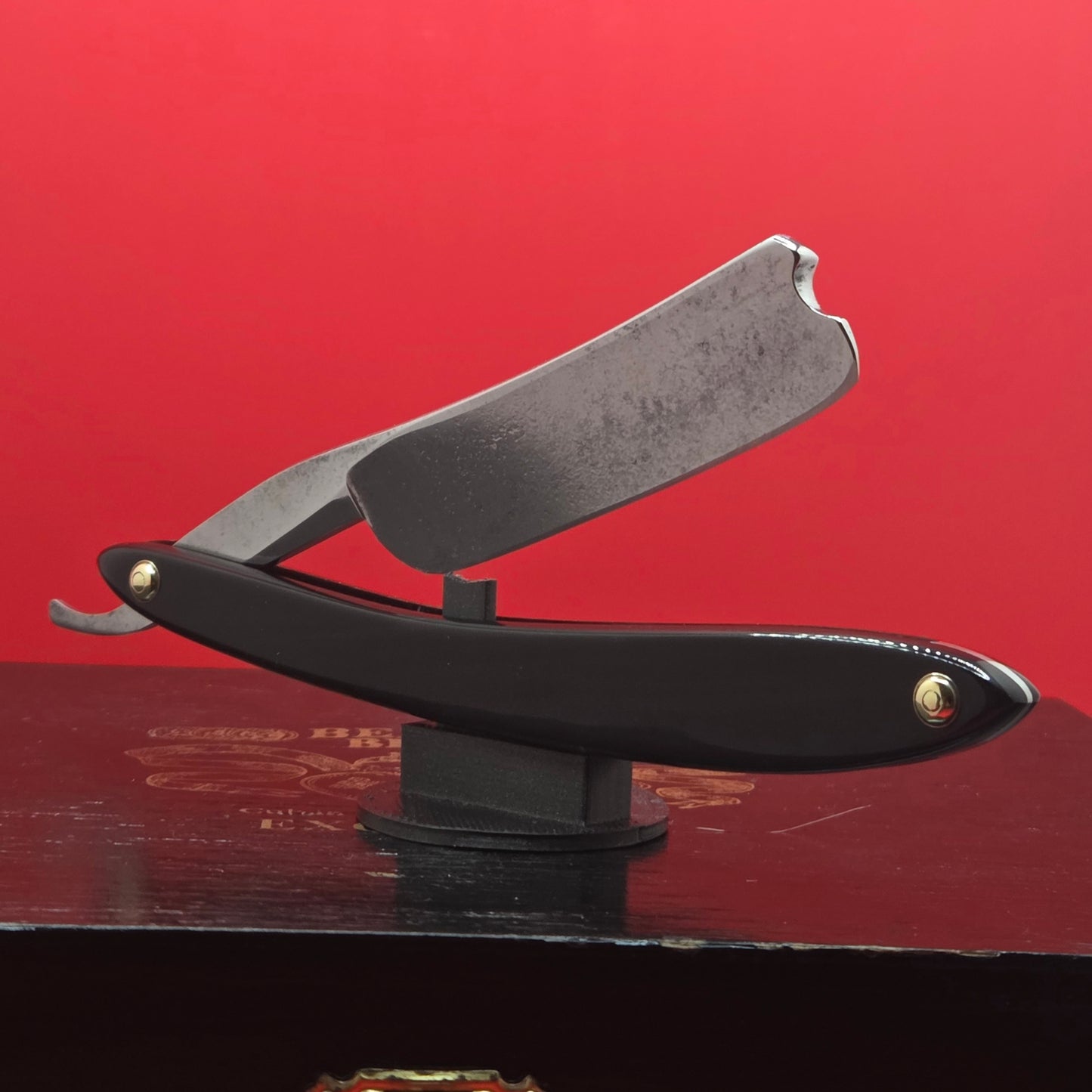 Vintage/Antique 7/8 Wade & Butcher. Sheffield Razor. Restored.