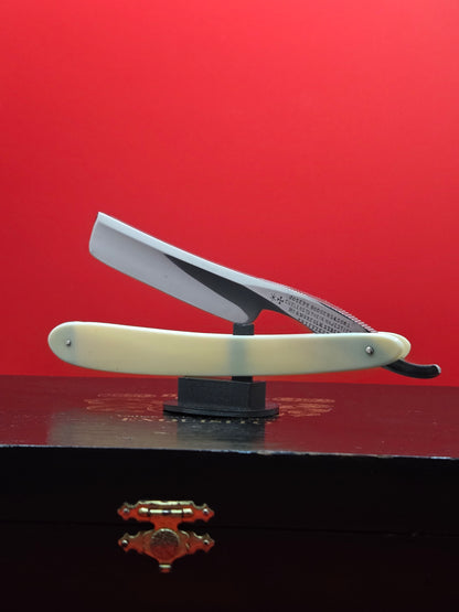 Vintage/Antique Gentlemans Set Of 11/16 Joseph Rodgers & Sons, Sheffield Razors.