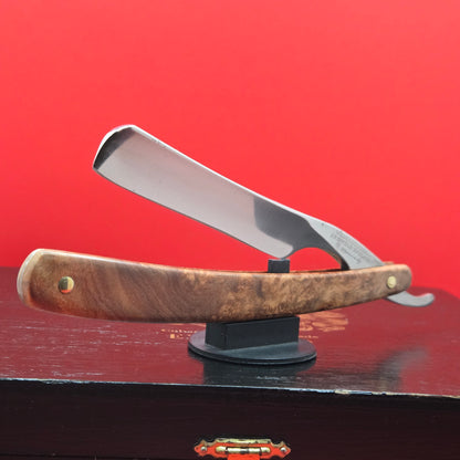 Vintage/Antique 9/16  Wade & Butcher, Sheffield Straight Razor. Shave ready.