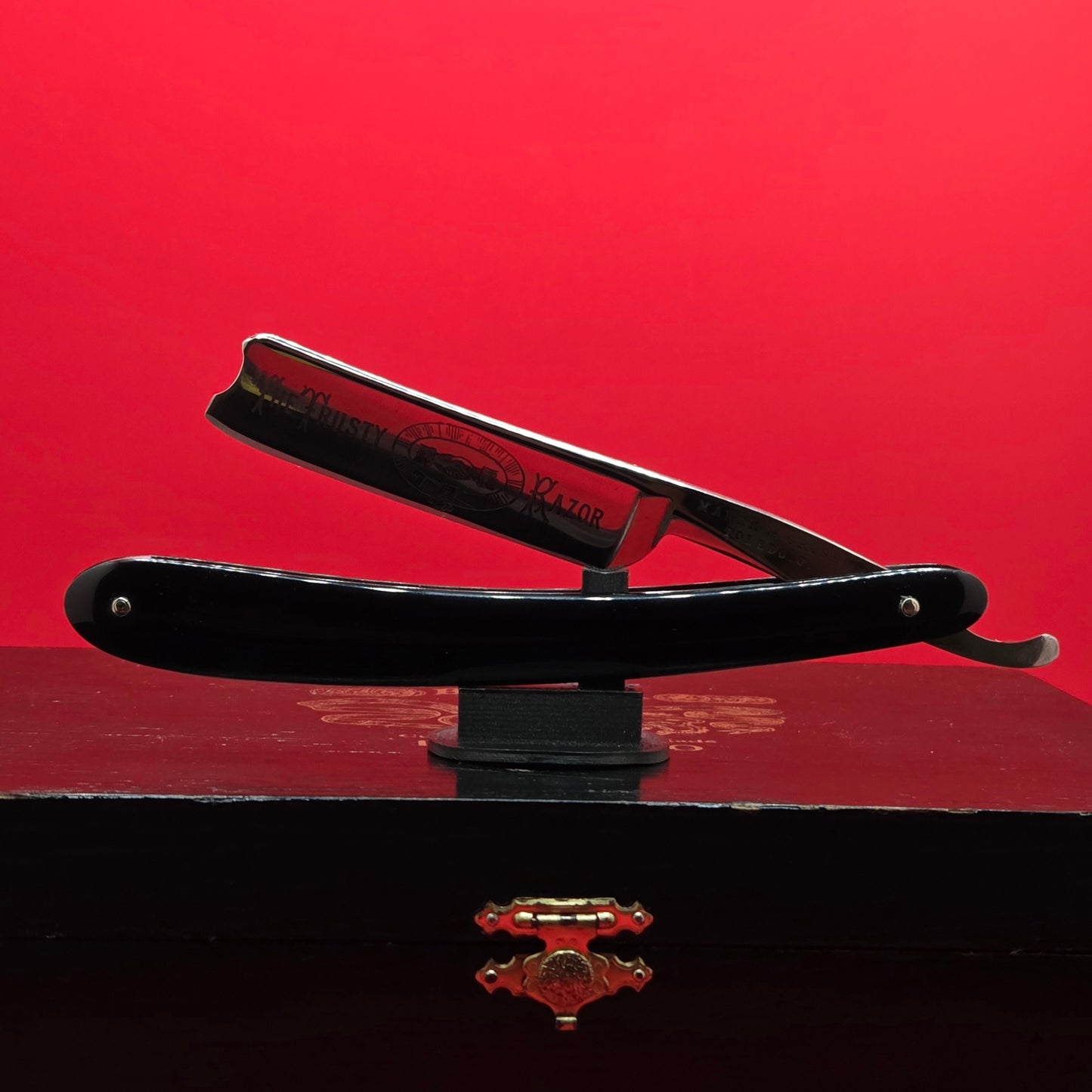 Vintage/Antique 13/16 Maher & Grosh, Toledo Straight Razor. Restored.
