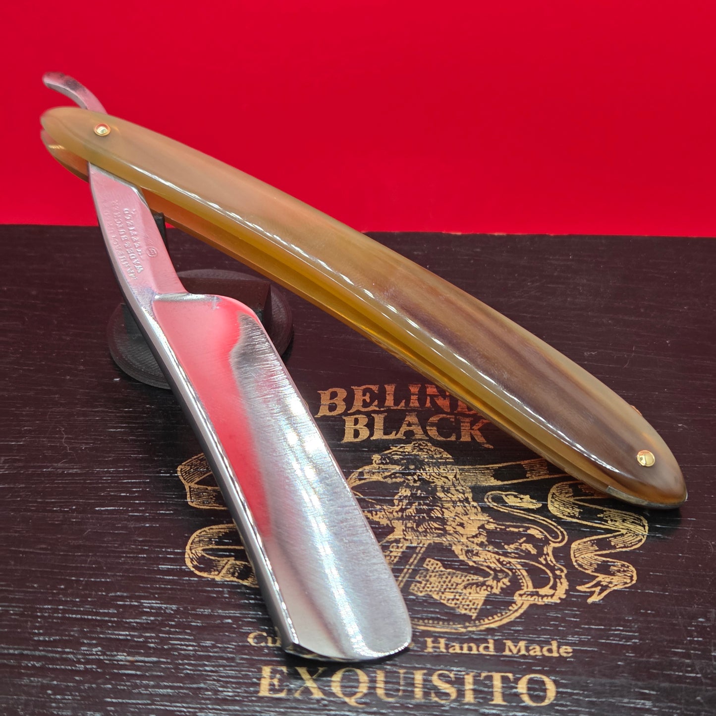 Vintage/Antique 7/8 Wade & Butcher. Sheffield Razor. Restored