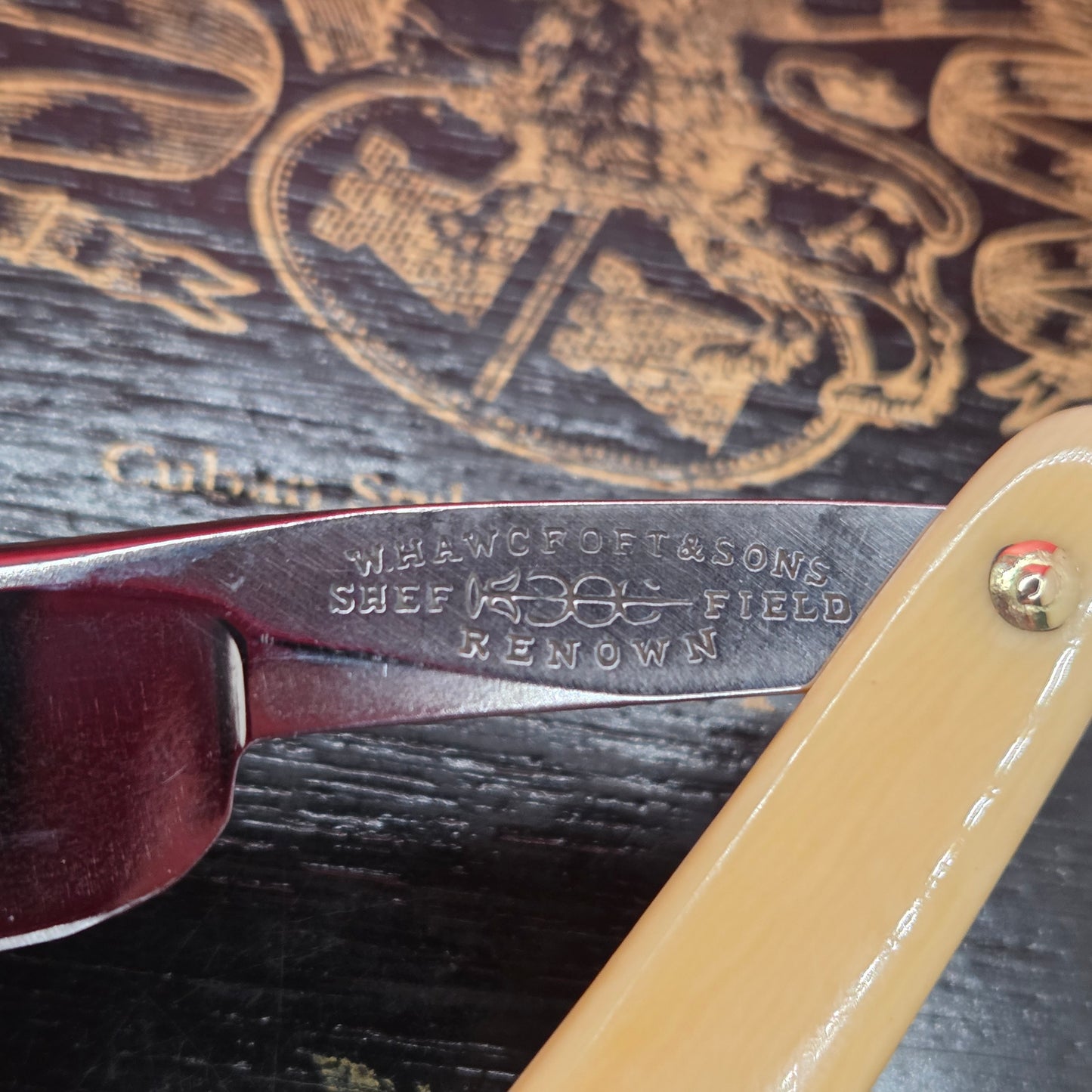 13/16 W. Hawcfort & Sons, Sheffield Razor. Shave ready.