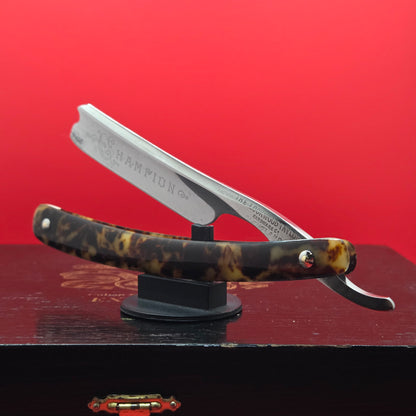 3/4 The Lockwood Taylor Hardware Co. Cleveland Razor. Shave Ready.