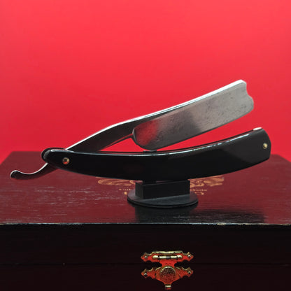 Vintage 7/8 Manhattan Cutlery Co. Sheffield Razor. Restored.
