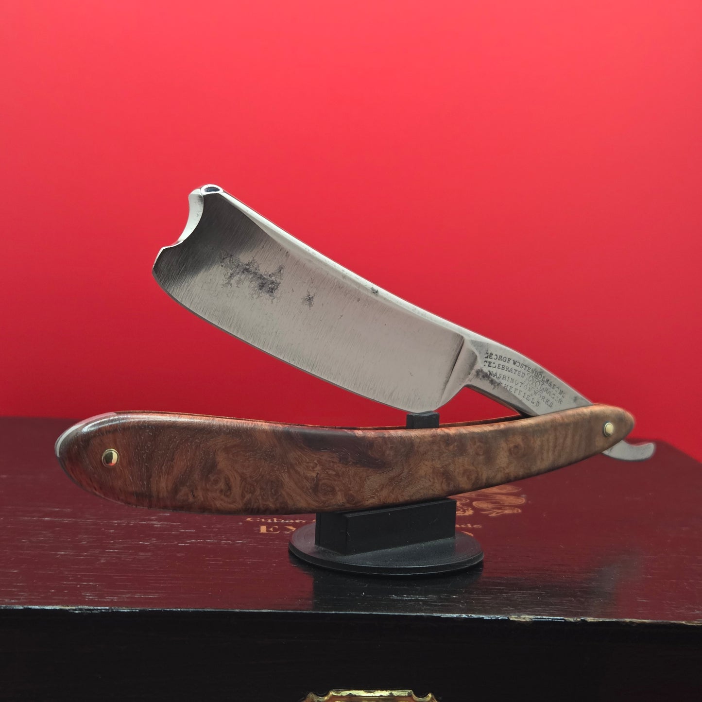 15/16 George Wostenholm, IXL, Sheffield Razor. Shave ready.