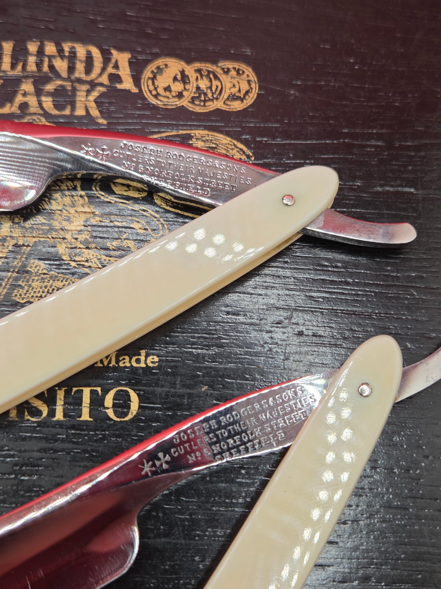 Vintage/Antique Gentlemans Set Of 11/16 Joseph Rodgers & Sons, Sheffield Razors.