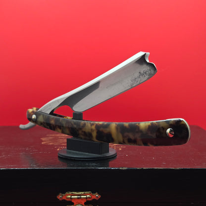 3/4 The Lockwood Taylor Hardware Co. Cleveland Razor. Shave Ready.