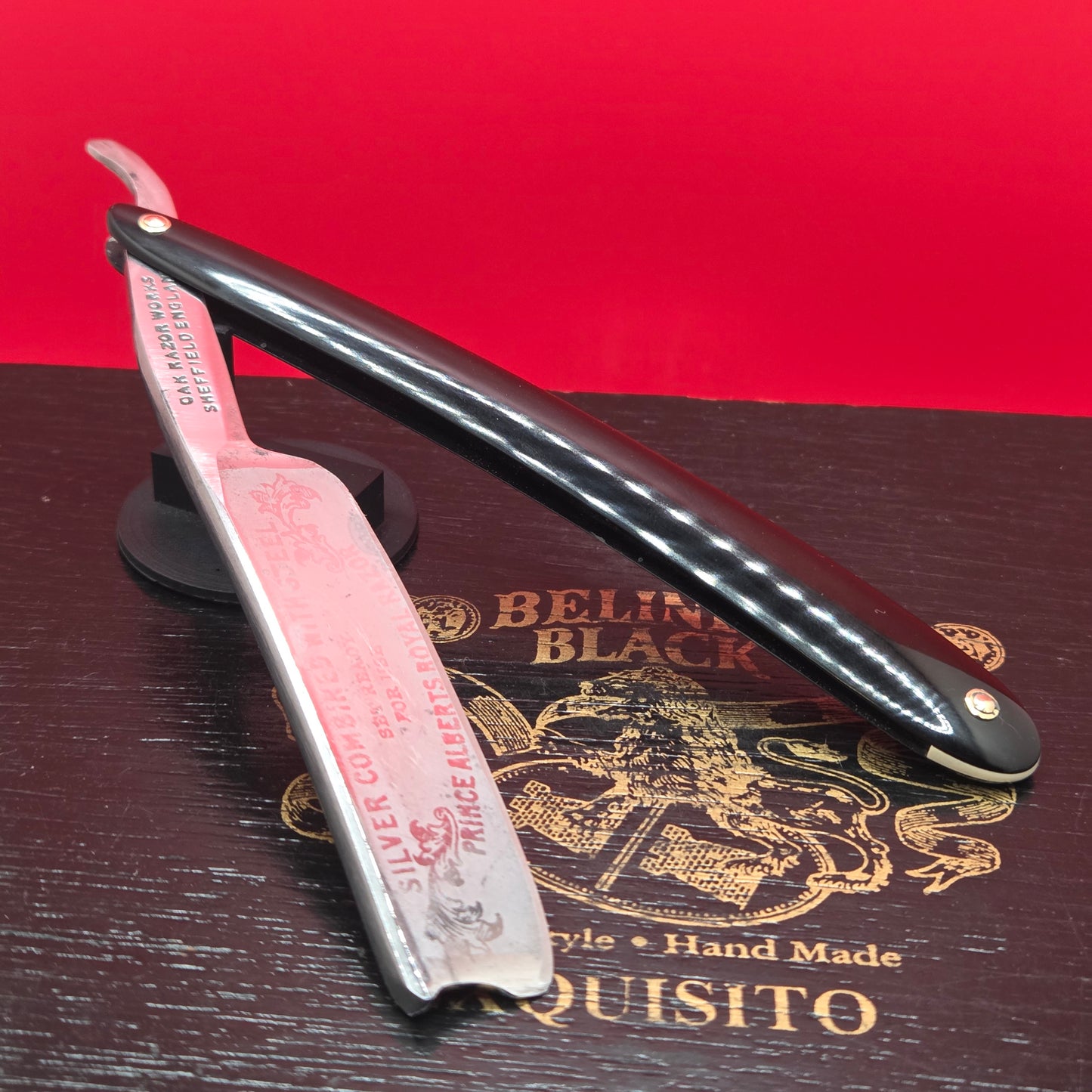 13/16 Oak Razor Works, Sheffield Razor. Acid Etching. Shave Ready.