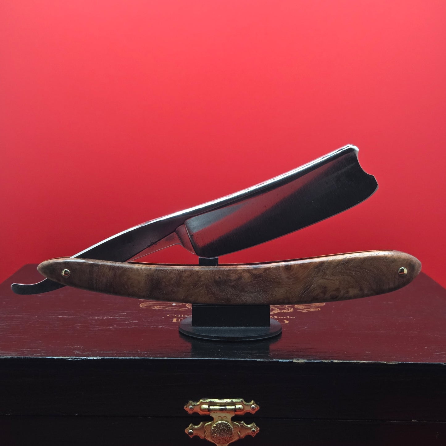 15/16 George Wostenholm, IXL, Sheffield Razor. Shave ready.