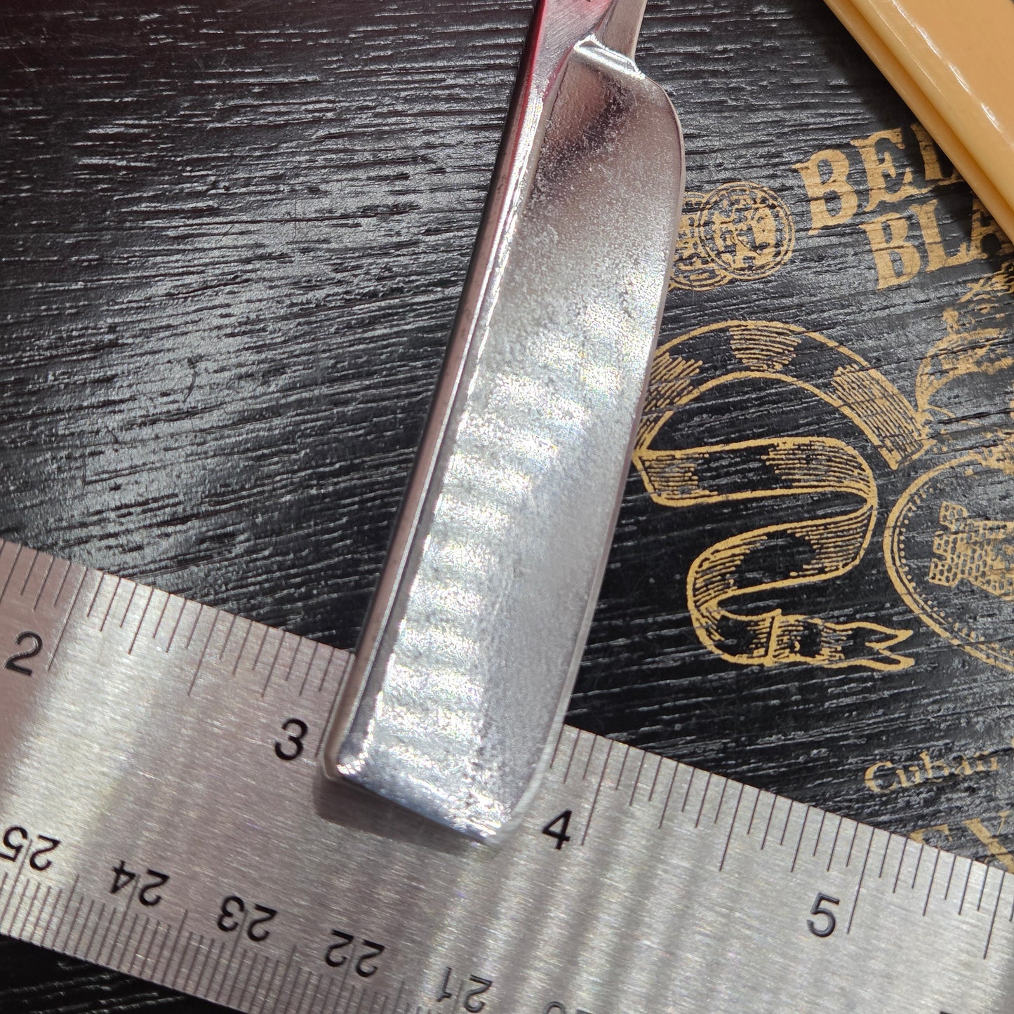 13/16 W. Hawcfort & Sons, Sheffield Razor. Shave ready.