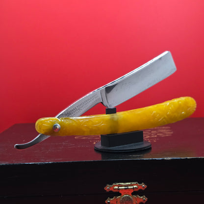 3/4 George Wostenholm, Pipe, Sheffield Razor. Shave ready.